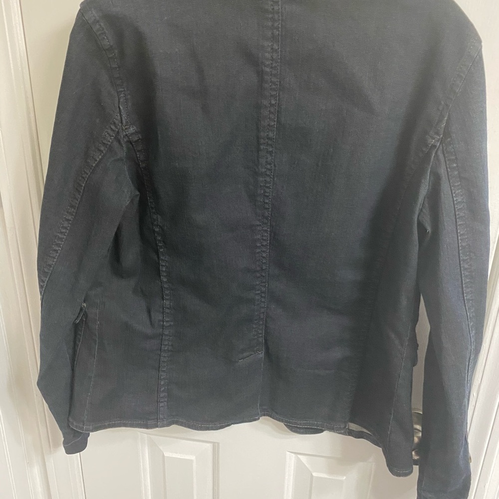 Jacket - Picture 4 of 8